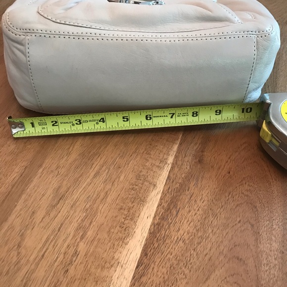 Michael Kors Waverly Purse - Picture 5 of 10